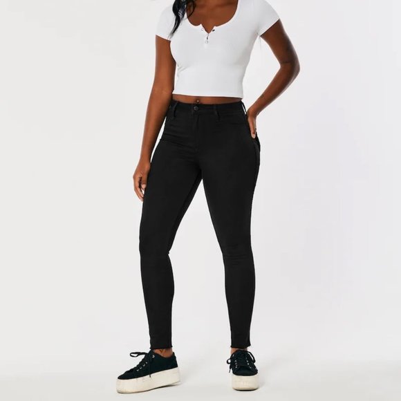 Hollister Curvy High Rise Black Jean Leggings Jeggings Denim NWT - Picture 1 of 11